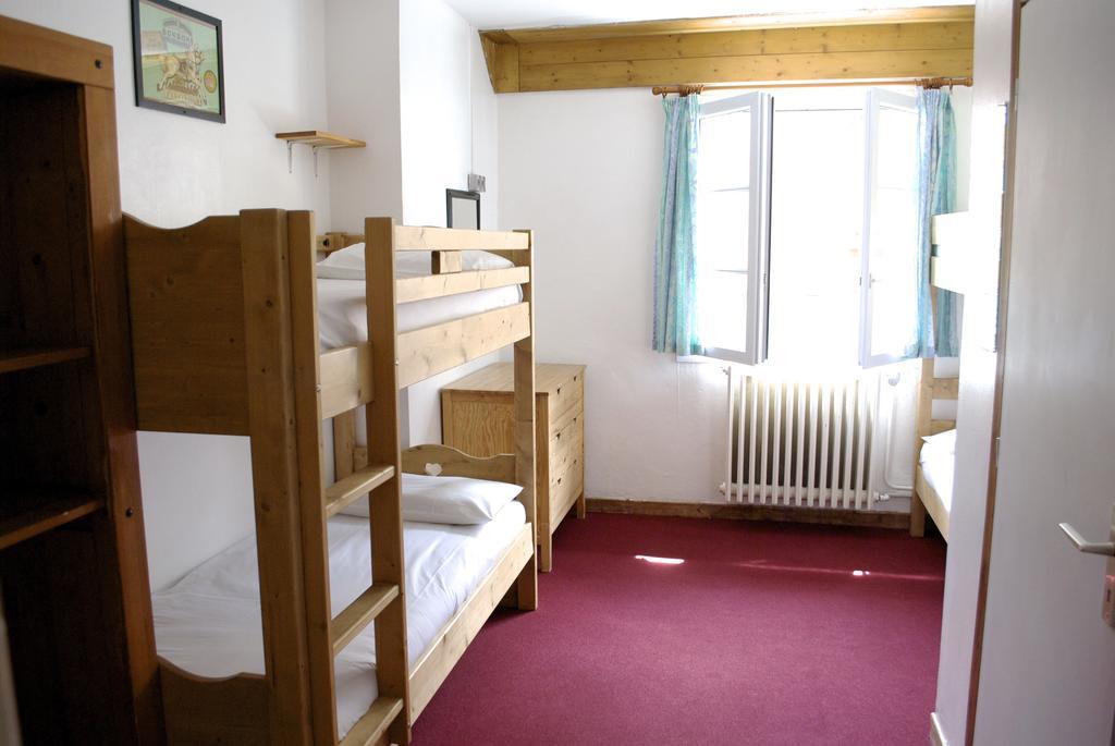 Chalet Chardons Hostel טיגנס חדר תמונה