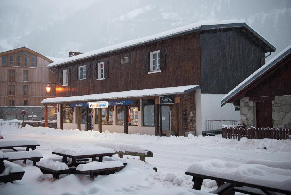 Chalet Chardons Hostel טיגנס מראה חיצוני תמונה